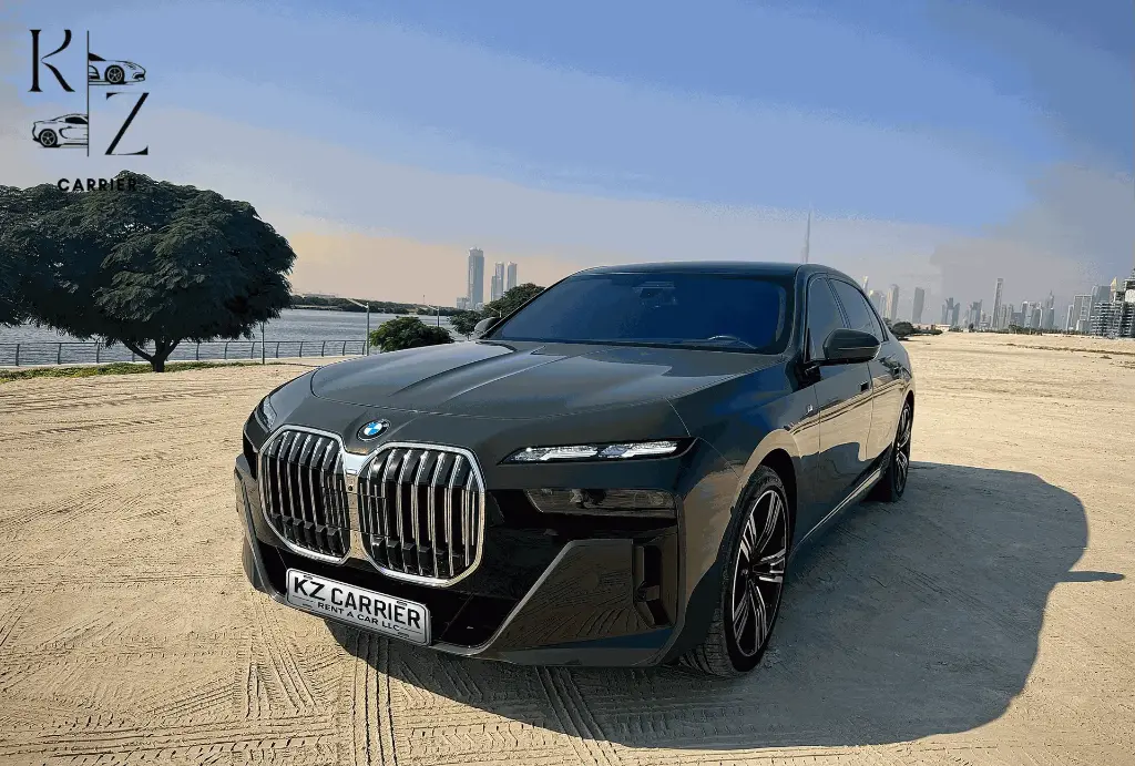 BMW 750 2024